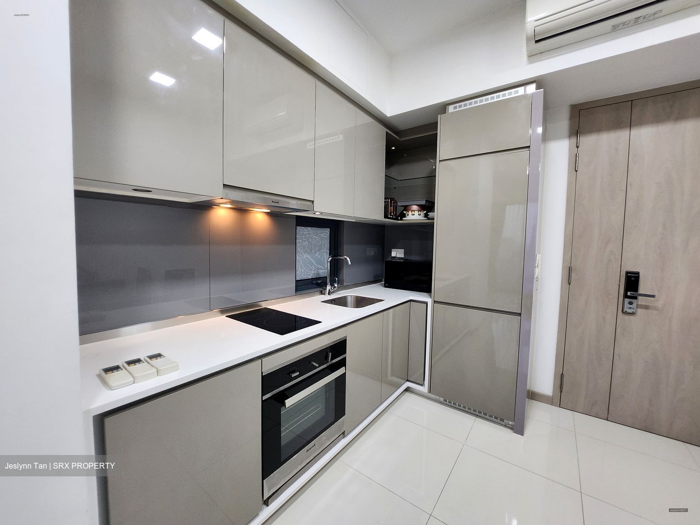 J Gateway (D22), Condominium #615183551